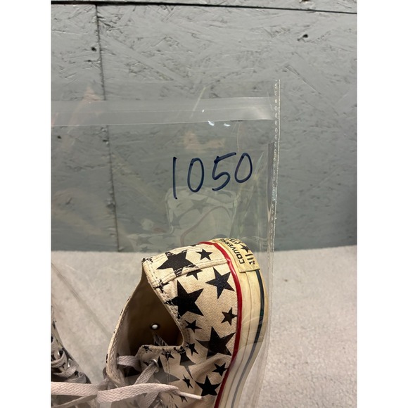 Converse Chuck Taylor All Star Low Top Sneakers Men's 9 Star Print Canvas Shoes - Picture 16 of 16